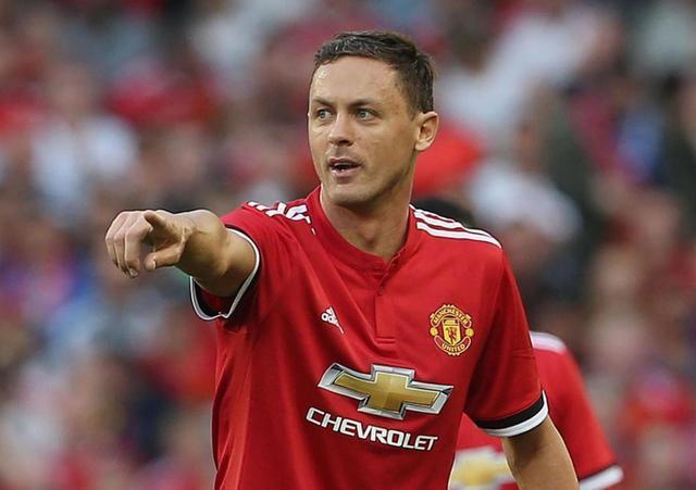 让人们对他 让人们对他